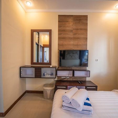 Padma Lodge Legian Seminyak Habitación foto