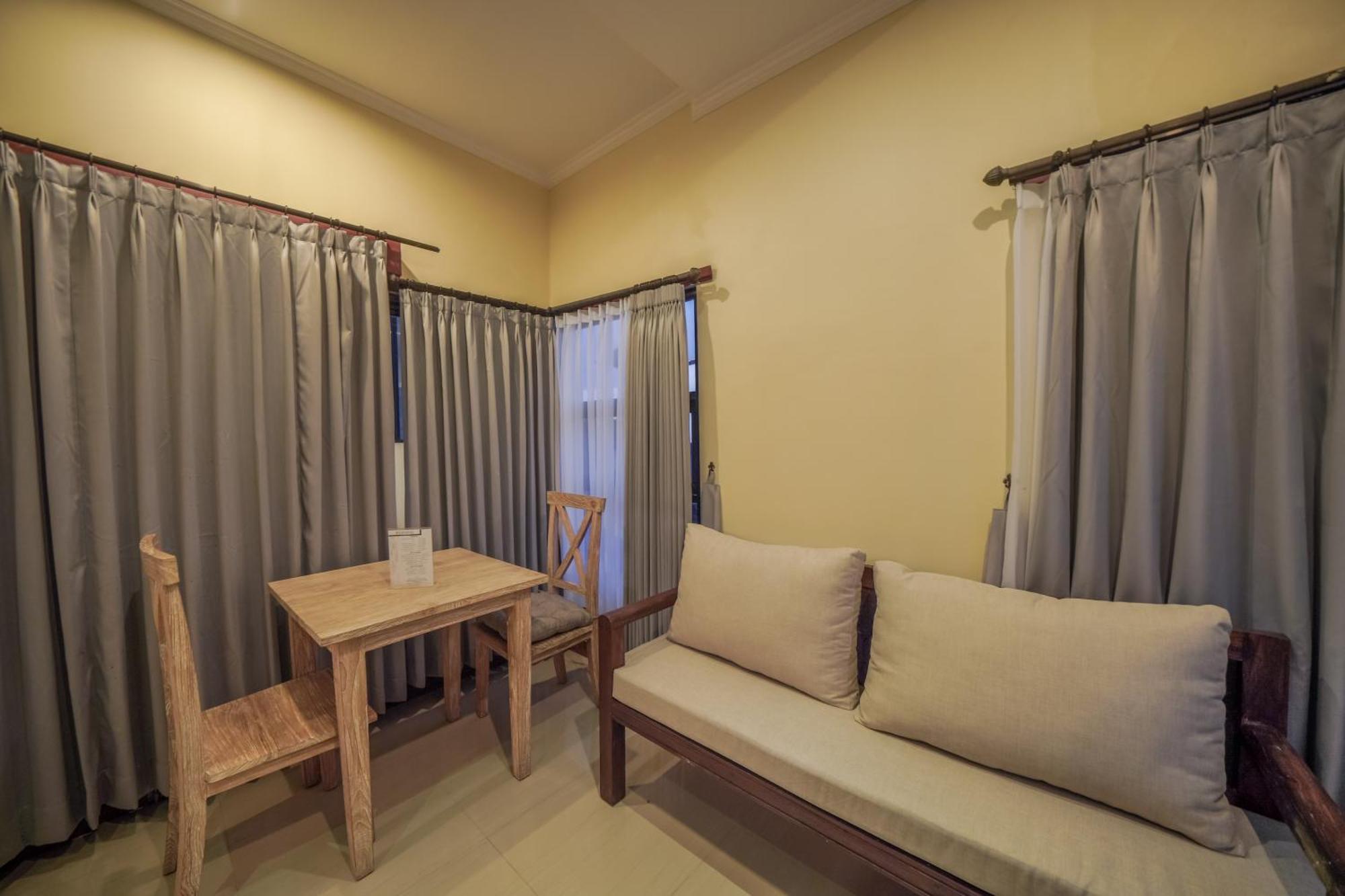 Padma Lodge Legian Seminyak Habitación foto