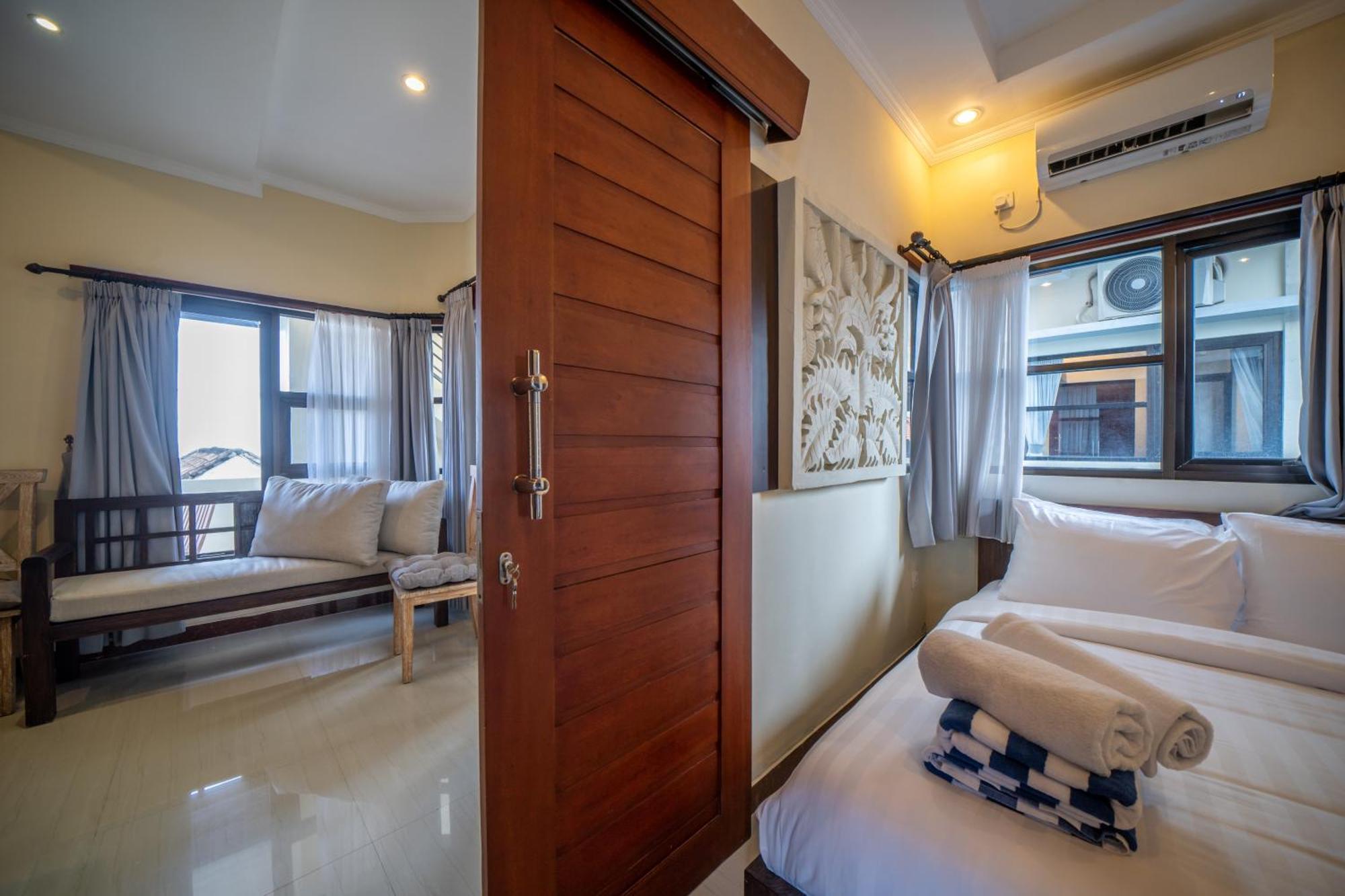 Padma Lodge Legian Seminyak Habitación foto